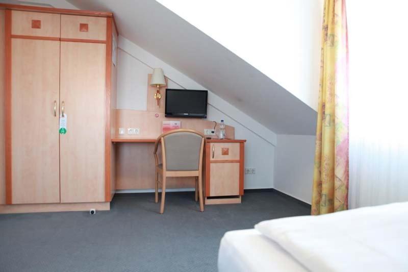 Hotel Wetterau - Self-Check-In Wölfersheim Habitación foto